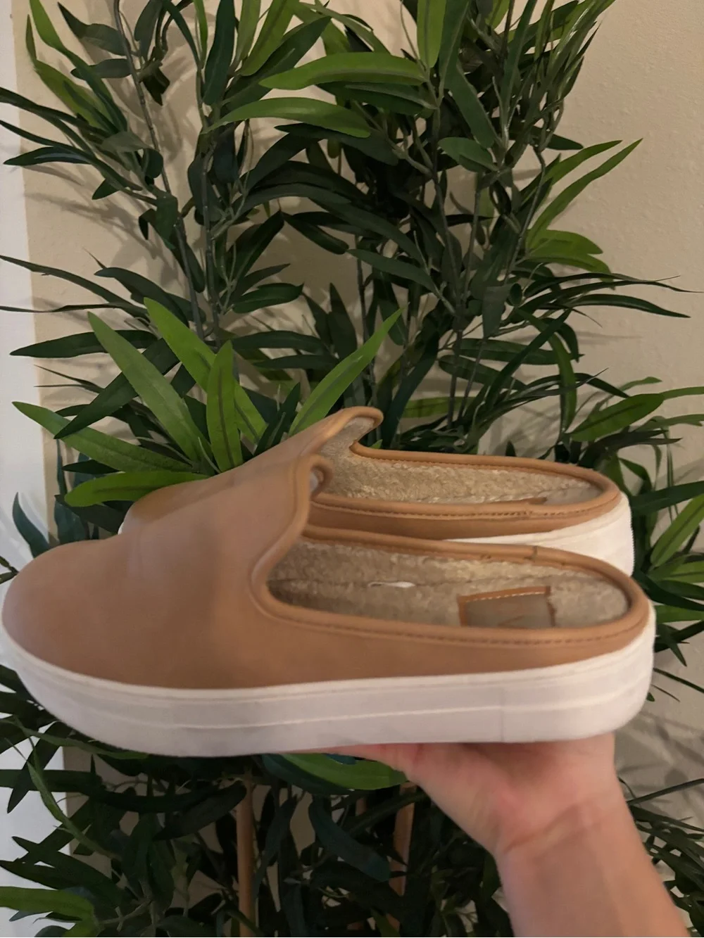 Dolce Vita Casual Slip-On Women  Shoes in Tan size 6